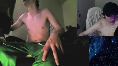 Snapshot of charlied09302 chatting on February 17, 2026, 5:48 am char sexiness online show from February 17, 2026, 5:48 am