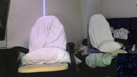 Snapshot of charlied09302 chatting on February 25, 2026, 9:08 am char sexiness online show from February 25, 2026, 9:08 am