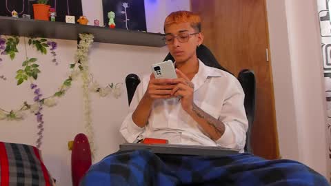 Charles Russo online show from January 23, 2025, 3:32 pm