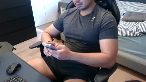 Snapshot of charliekkw chatting on September 25, 2025, 7:17 pm charliekkw online show from September 25, 2025, 7:17 pm