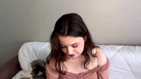 Freya online show from February 21, 2026, 1:12 pm