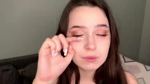 Freya online show from March 7, 2026, 6:27 pm