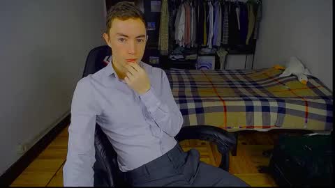 carlos reyes online show from January 7, 2026, 8:28 am