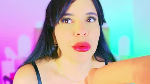 Charloott Evans online show from October 16, 2025, 3:07 am