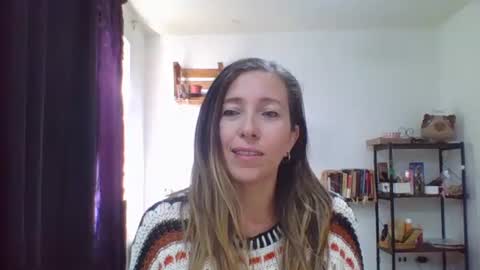 charlott online show from December 22, 2025, 6:27 pm