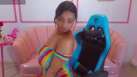 Charlote  online show from February 11, 2025, 4:46 pm