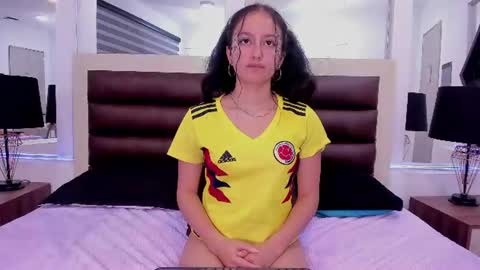 Snapshot of charlotetaylor chatting on June 11, 2026, 12:32 am charlot online show from June 11, 2026, 12:32 am