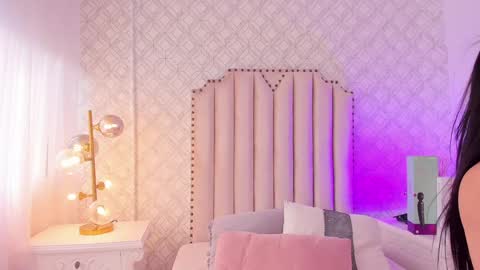 Snapshot of charlotte__08 chatting on January 5, 2025, 7:17 pm Charlotte online show from January 5, 2025, 7:17 pm