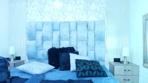 charlotte online show from September 22, 2025, 11:12 am