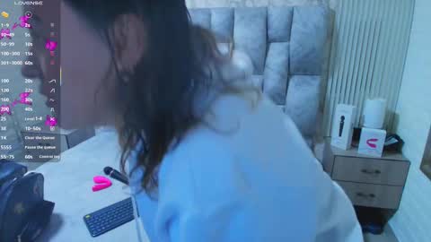 charlotte online show from October 2, 2025, 11:06 am