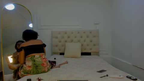 charlottte y dante online show from March 23, 2026, 3:43 am