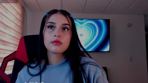 Charlotte  online show from September 23, 2025, 8:34 pm