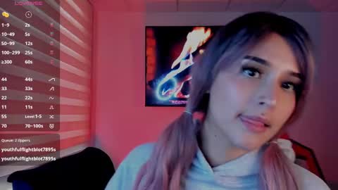 Charlotte  online show from October 9, 2025, 9:02 pm