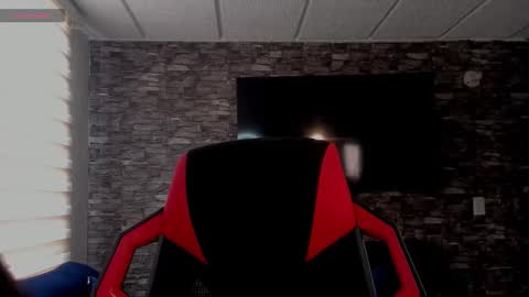 Charlotte  online show from February 18, 2026, 8:05 pm