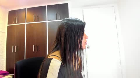 Charlotte Icee online show from January 2, 2025, 4:02 pm