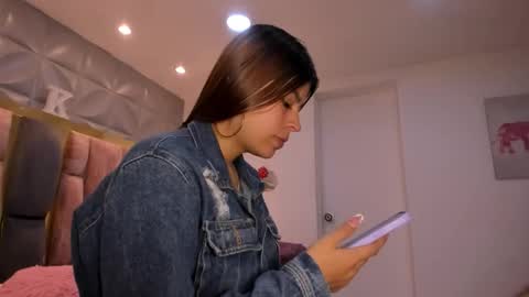 Charlotte Icee online show from February 10, 2026, 3:05 pm