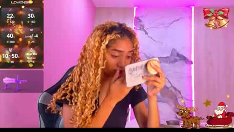 CHARLOTTE online show from December 5, 2025, 12:25 pm