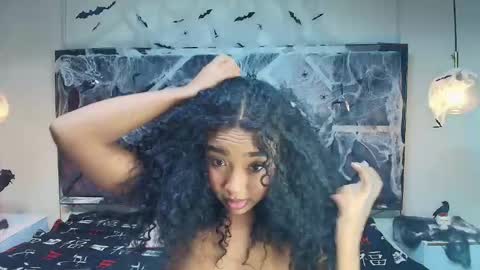 charlotte_walker1 online show from October 12, 2025, 3:05 am