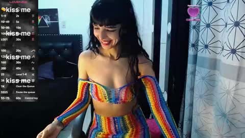 charlotte online show from October 19, 2025, 9:59 pm