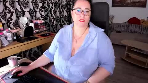 Charlotte Diamonds online show from September 27, 2025, 5:18 pm