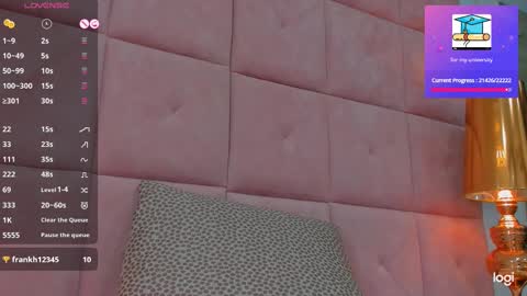 Snapshot of charlottee17 chatting on January 20, 2025, 2:57 pm ANDRE online show from January 20, 2025, 2:57 pm