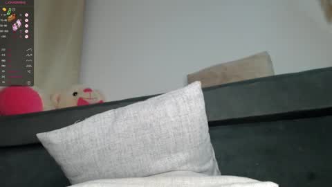 charlottehorny1 online show from January 12, 2025, 10:02 am