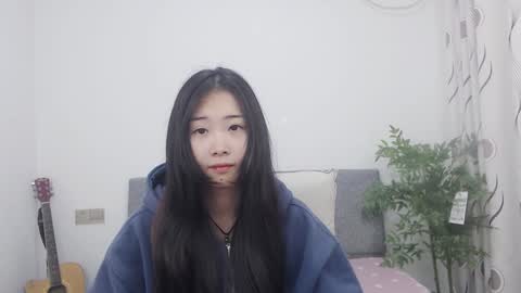 Snapshot of charlottelin chatting on January 12, 2025, 6:27 pm Charlotte online show from January 12, 2025, 6:27 pm