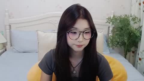 Snapshot of charlottelin chatting on September 25, 2025, 6:11 pm Charlotte online show from September 25, 2025, 6:11 pm