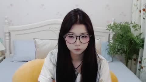 Snapshot of charlottelin chatting on September 26, 2025, 5:06 pm Charlotte online show from September 26, 2025, 5:06 pm