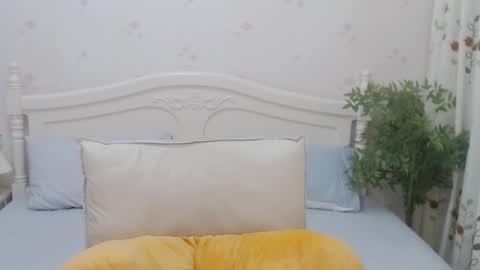 Snapshot of charlottelin chatting on September 28, 2025, 2:11 pm Charlotte online show from September 28, 2025, 2:11 pm