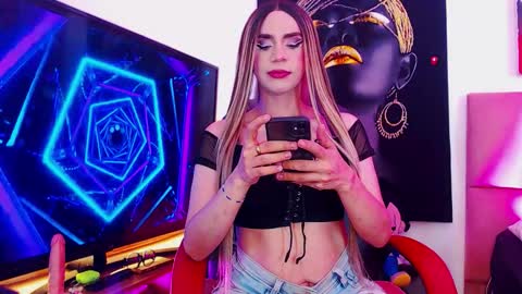 charlotte villorina online show from October 3, 2025, 12:07 am