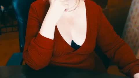 CharlotteXTasty online show from December 3, 2024, 6:17 pm