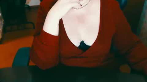 CharlotteXTasty online show from December 20, 2024, 4:46 pm