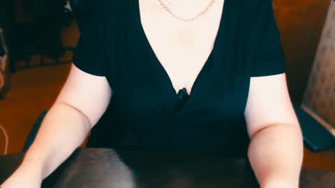 CharlotteXTasty online show from December 27, 2024, 11:17 am