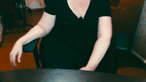 CharlotteXTasty online show from January 29, 2025, 5:02 pm