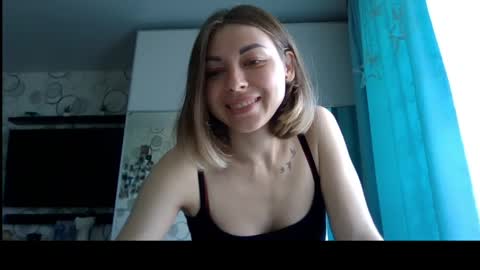 charming__chick online show from June 7, 2026, 10:30 am