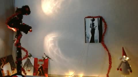 Michelle  online show from January 6, 2026, 3:32 am