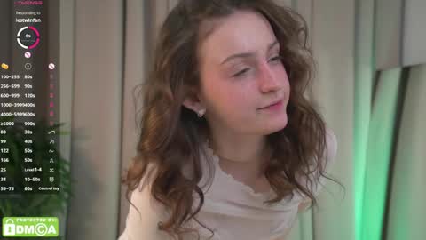Snapshot of charming_flower chatting on April 19, 2026, 11:18 pm MarselinMarsi inst ptj mars online show from April 19, 2026, 11:18 pm