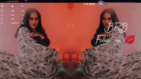 Snapshot of charming_sexuality chatting on January 3, 2025, 4:27 pm insta  online show from January 3, 2025, 4:27 pm