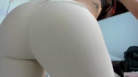 Charol  online show from June 9, 2026, 1:01 pm