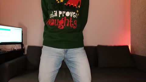 Snapshot of chasingwhiterabbit chatting on December 21, 2025, 10:06 pm Chasing Rabbit online show from December 21, 2025, 10:06 pm