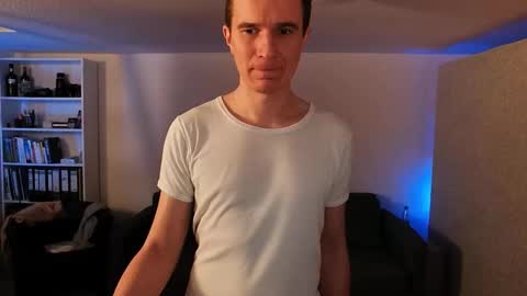 Snapshot of chasingwhiterabbit chatting on February 25, 2026, 3:32 pm Chasing Rabbit online show from February 25, 2026, 3:32 pm