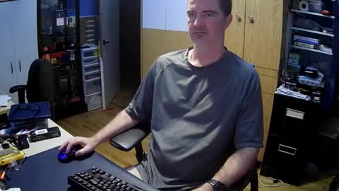 wanaBeYourToy online show from November 27, 2025, 11:34 am