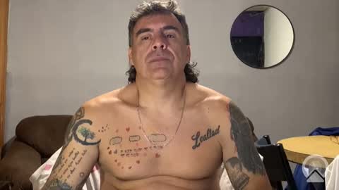 chato012 online show from April 26, 2026, 5:54 pm