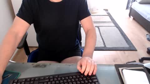 Snapshot of chatskor chatting on February 17, 2025, 7:26 am Egor Skornyakov online show from February 17, 2025, 7:26 am