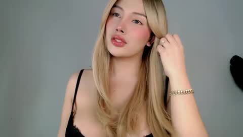 Snapshot of cheat_chat chatting on November 14, 2025, 5:50 am Athena online show from November 14, 2025, 5:50 am