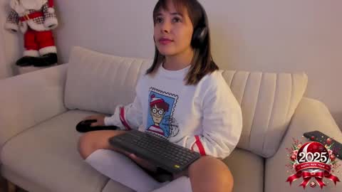 Regina Phalange online show from January 6, 2025, 11:31 pm