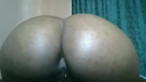 cheeky_charms online show from April 16, 2026, 6:58 am