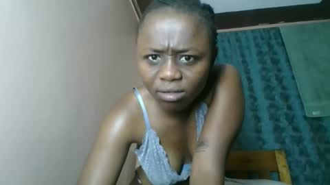 Snapshot of cheeky_charms chatting on April 26, 2026, 8:17 pm cheeky_charms online show from April 26, 2026, 8:17 pm
