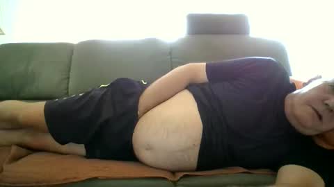 Snapshot of cheesy4444 chatting on September 21, 2025, 11:23 am Tom online show from September 21, 2025, 11:23 am